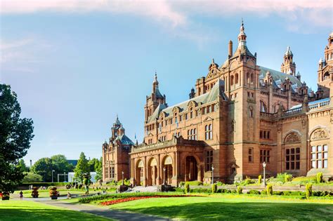 Kelvingrove Art Gallery and Museum: Oaza Kultury i Skarbów Historycznych w Sercu Glasgow!